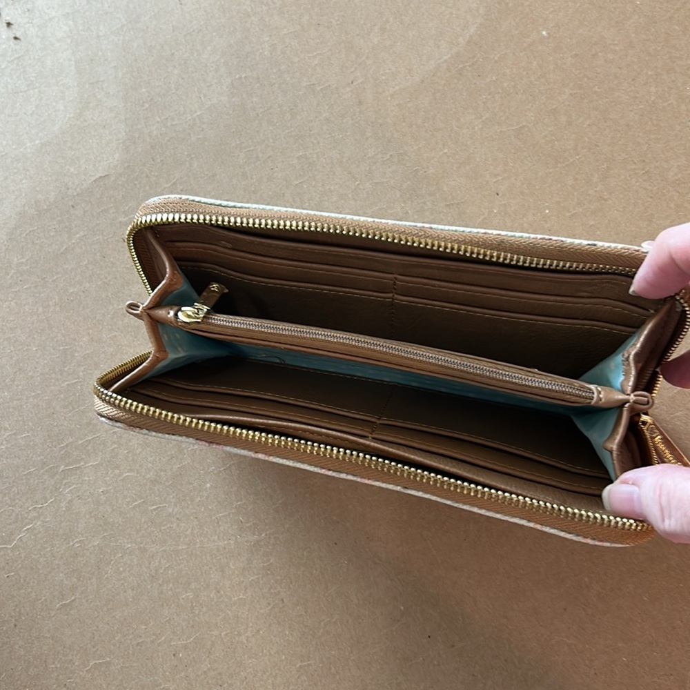 NWOT Disney Stitch Loungefly pastel wallet RARE zip around - Picture 10 of 16